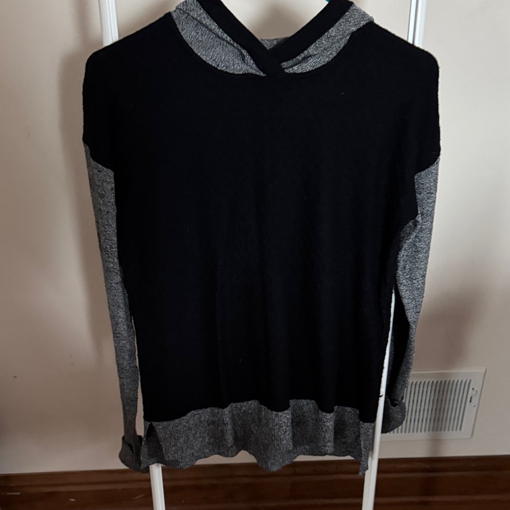 Smartwool black and grey pullover hoodie